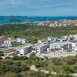 Exclusive New House W Private Pool فوديس