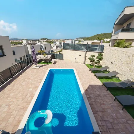Exclusive New House W Private Pool Villa *