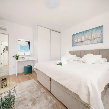Exclusive New House W Private Pool * Vodice