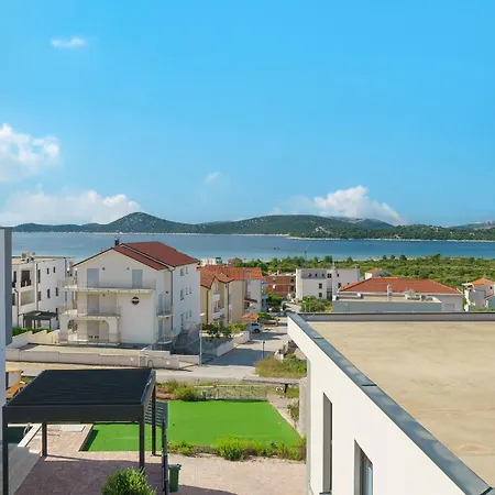 Exclusive New House W Private Pool