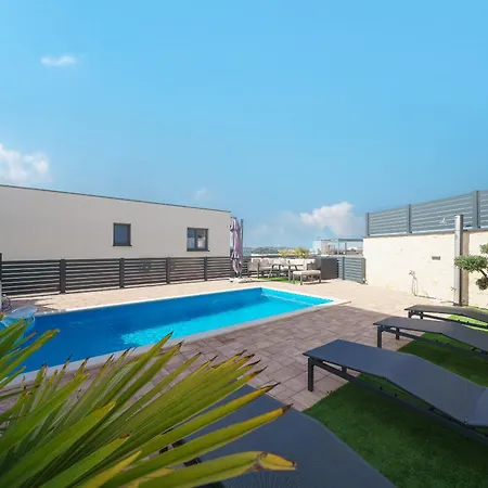 וילה Exclusive New House W Private Pool וודיצה