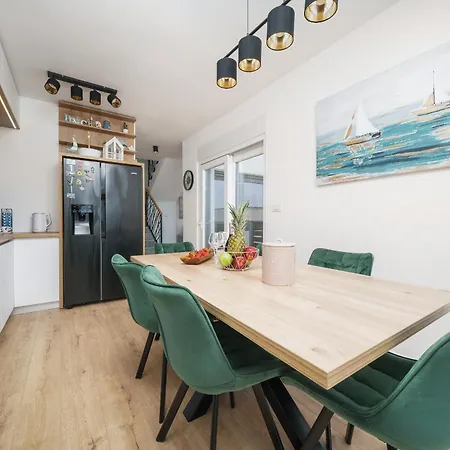 Exclusive New House W Private Pool * וודיצה