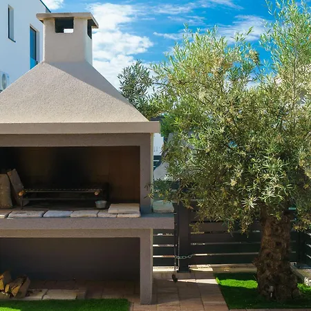 Exclusive New House W Private Pool Villa *