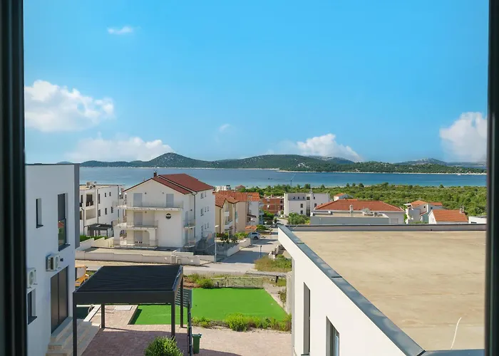 Exclusive New House W Private Pool