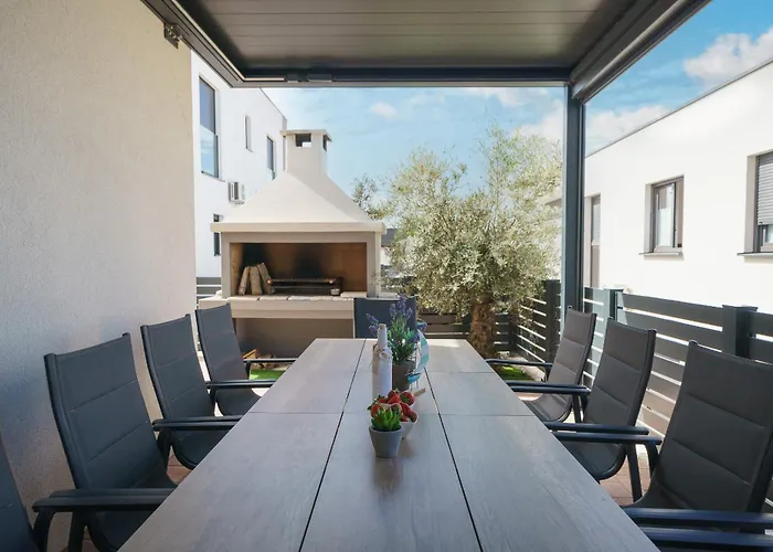 Exclusive New House W Private Pool Vodice