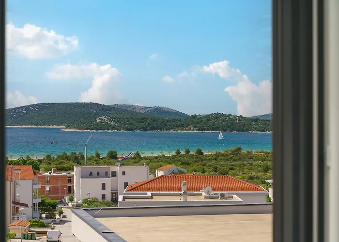 Exclusive New House W Private Pool